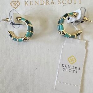 New Kendra Scott Essie Huggie earrings cuff